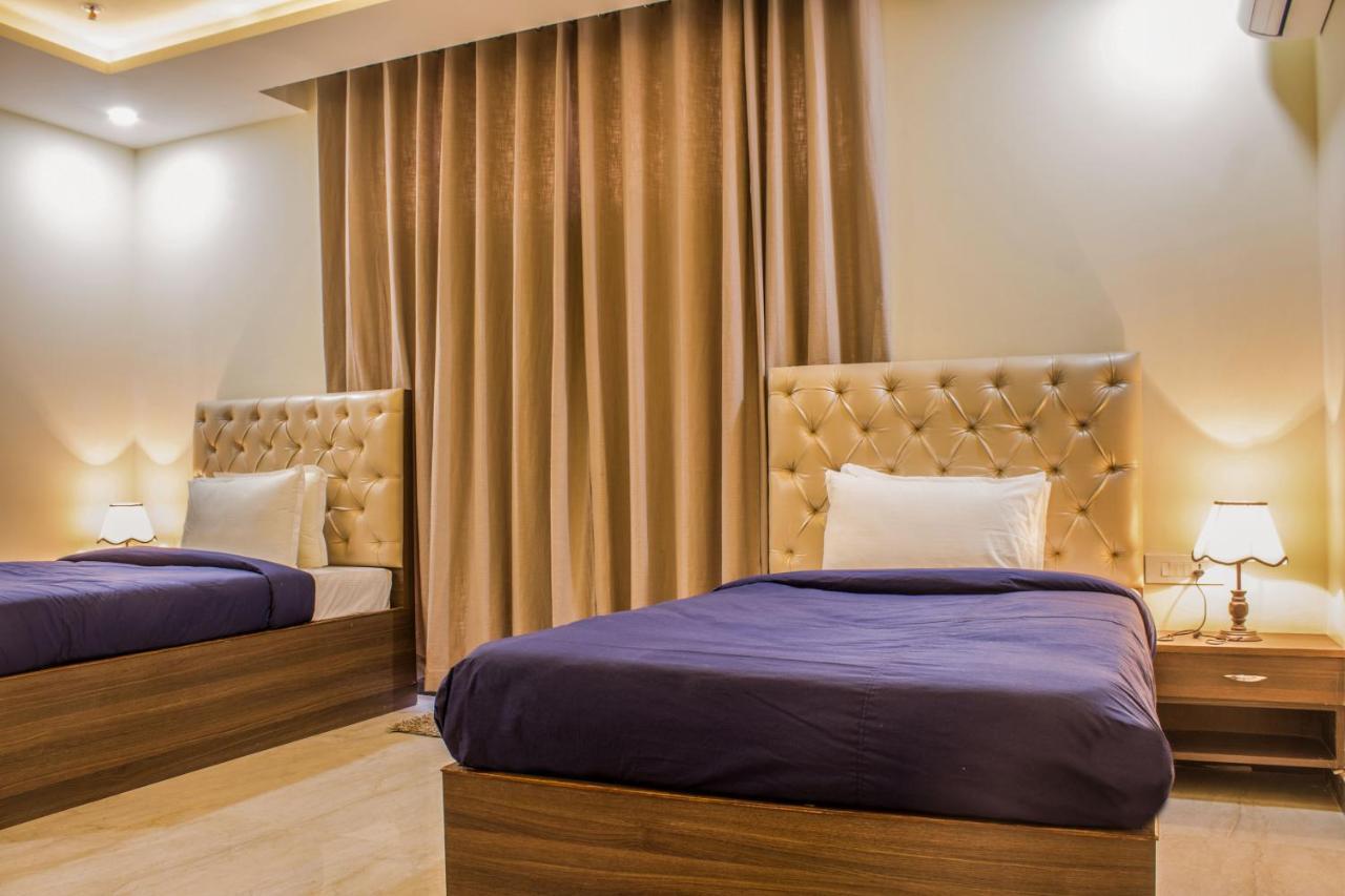 Hotel Lav Kush International Varanasi Exterior foto